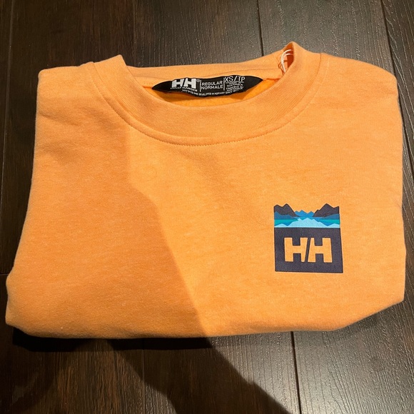 HH W NORD GRAPHIC SWEATSHIRT - Picture 2 of 5